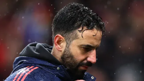 Man United pagará valor multimilionário em demissão de Ruben Amorim.