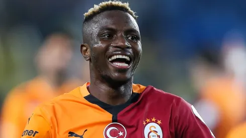 Victor Osimhen, alvo do Manchester United (Photo by Ahmad Mora/Getty Images)