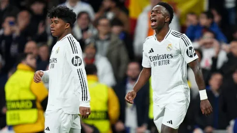 Vinícius Jr. tem sido um mentor essencial para Endrick em sua primeira temporada no Real Madrid. (Foto de Angel Martinez/Getty Images)