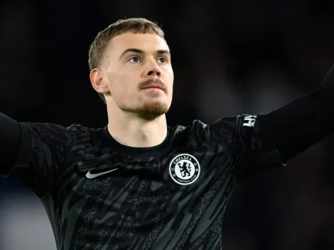 Chelsea mantém goleiros atuais, torcida insatisfeita com decisão