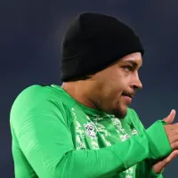 Neto afirma que atacante do Corinthians supera Vitor Roque em qualidade por ampla margem