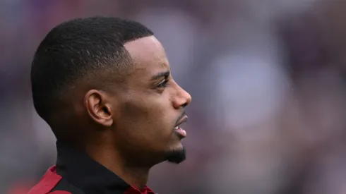 Alexander Isak goleador do Newcastle