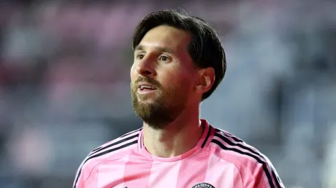 Barcelona é pego de surpresa após manifestar interesse em Lionel Messi.