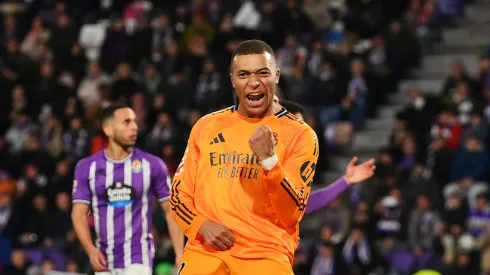 Hugo Sanchez acredita que Kylian Mbappe recebeu "ajuda profissional" para lidar com a difícil adaptação ao Real Madrid. (Foto por Denis DoyleGetty Images)