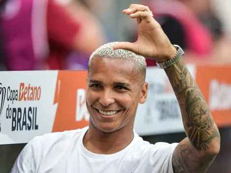 Deyverson quer R$ 600 mil por mês para jogar no Vitória