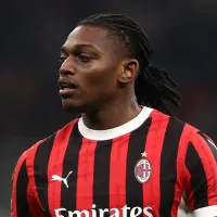 Chelsea sinaliza proposta histórica para tirar Rafael Leão do Milan; veja o valor