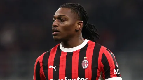 Chelsea prepara proposta histórica para tirar Rafael Leão do Milan.