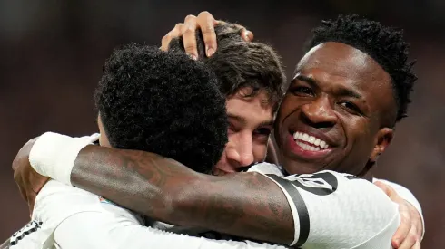 O brasileiro agora faz parte de um seleto grupo ao lado de lendas como Cristiano Ronaldo e Benzema. (Foto de Aitor Alcalde/Getty Images)