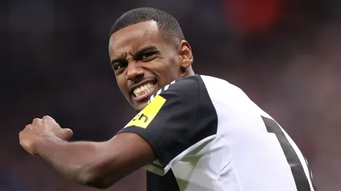 Alexander Isak, do Newcastle, alvo do Barcelona e de outros grandes clubes. (Photo by George Wood/Getty Images)