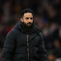 Manchester United: Zirkzee vive fase irregular e fica fora da Holanda