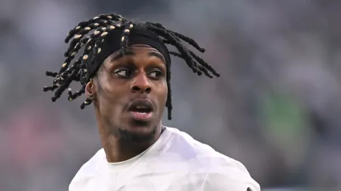 Jeremie Frimpong lateral do Bayer Leverkusen