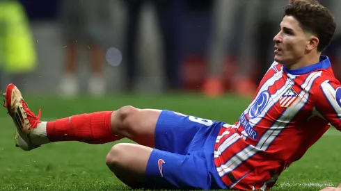 O Atlético de Madrid questiona a Uefa sobre a anulação do pênalti de Julián Álvarez contra o Real Madrid. (Foto de Florencia Tan Jun/Getty Images)