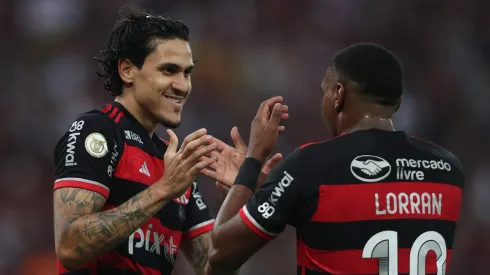 Multicampeão pode deixar o Flamengo para atuar no Santos com Neymar. (Photo by Wagner Meier/Getty Images)