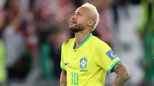 Neymar se manifesta pela primeira vez e revela o verdadeiro motivo para ser cortado da Seleção Brasileira. (Photo by Alex Grimm/Getty Images)