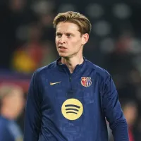 Hansi Flick impõe condição para a continuidade de De Jong no Barcelona: “Só depende…”