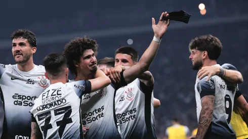 Jogador do Corinthians 'causa conflito' na FIel Torcida: “Poderia ir embora”