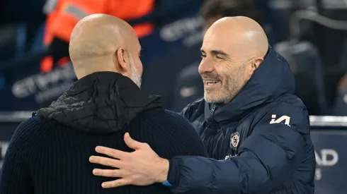 Treinadores Pep Guardiola e Enzo Maresca juntos em partida