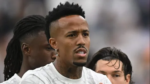 Real Madrid toma decisão de última hora sobre a saída de Éder Militão. (Photo by Denis Doyle/Getty Images)