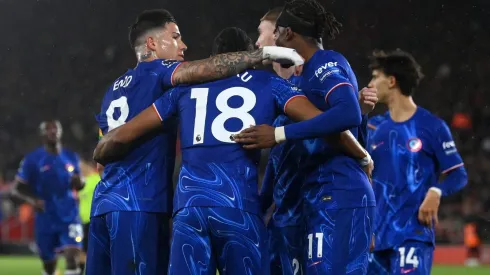 Com dificuldades para se firmar no clube inglês, o atacante pode buscar um novo destino no próximo verão. (Foto por Mike Hewitt/Getty Images)