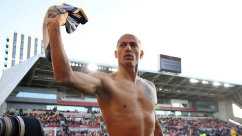 Chegada de Richarlison ao Palmeiras para o Super Mundial finalmente ganha definição. (Photo by Ryan Pierse/Getty Images)