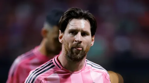 Barcelona oferecerá novo contrato para Yamal com influência de Messi.