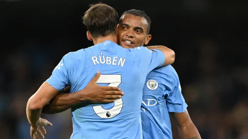 Manuel Akanji e Rúben Dias juntos pelo Manchester City