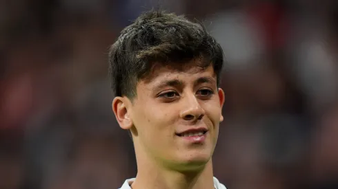 Arda Güler no Real Madrid ganha capítulo final após rumores de saída.