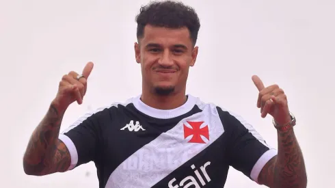 Ex-Barcelona e hoje no Vasco, Phillipe Coutinho é procurado para assinar com outro grande clube (Photo by Wagner Meier/Getty Images)