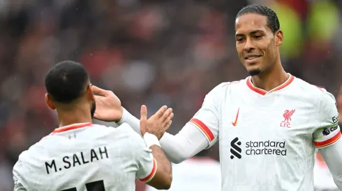 Van Dijk e Salah, do Liverpool  (Photo by Michael Regan/Getty Images)