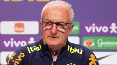 Dorival Jr está de saída do Brasil.