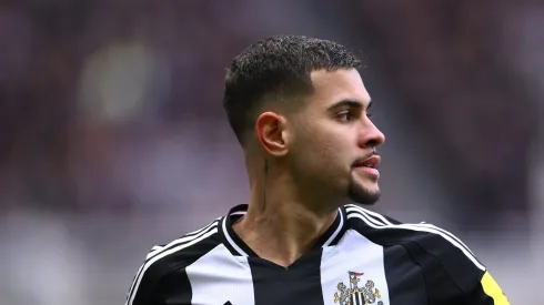 A decisão reflete a prioridade do clube em reforçar o ataque na próxima janela de transferências, buscando soluções para fortalecer o elenco de Mikel Arteta. (Foto por Stu Forster/Getty Images)