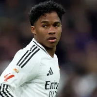 Real Madrid está disposto a emprestar Endrick para fechar com zagueiro alvo do Barcelona