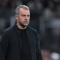 Hansi Flick liga o alerta no Barcelona após conversa com Raphinha: “Foi honesto e me disse…”