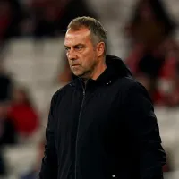 Hansi Flick é informado de prazo para receber reforço muito aguardado no Barcelona