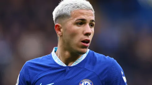 Enzo Fernández, meio-campista de 25 anos do Chelsea (Photo by Marc Atkins/Getty Images)