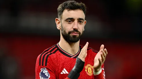 Manchester United define quem será o substituto de Bruno Fernandes, alvo do Real Madrid (Photo by Gareth Copley/Getty Images)