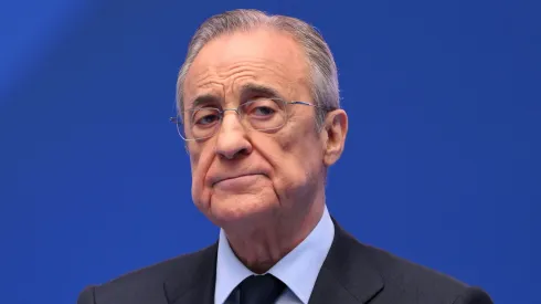 Florentino Pérez se enfurece e considera rescindir com jogador do Real Madrid após péssima atuação. (Photo by David Ramos/Getty Images)