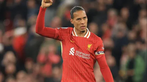 Chegada de Van Dijk ao Real Madrid ganha desfecho imediato após decisão de Florentino Pérez. (Photo by Carl Recine/Getty Images)