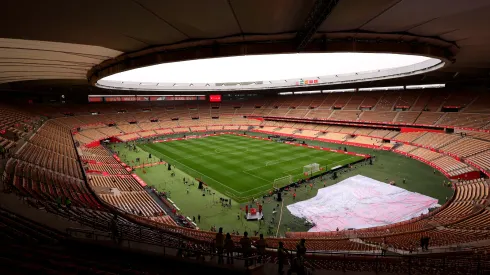 Estádio Olímpico de La Cartuja vazio
