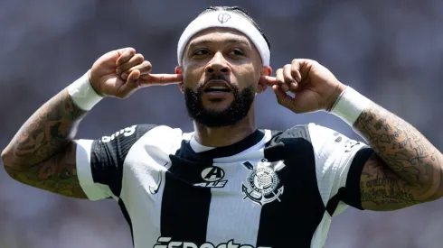 Memphis Depay, em campo, pelo Corinthians. Foto: Rodrigo Coca/AG. Corinthians