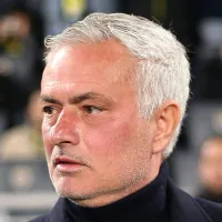 Em busca de reforços, Mourinho cogita atacante do Liverpool em má fase para o Fenerbahçe
