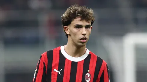 Chelsea quer tirar titular do Milan após emprestar João Félix aos italianos.