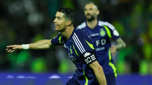 Apesar do desejo do clube saudita em manter o craque, especulações indicam outras possibilidades para o fim da carreira do astro português. (Foto de Yasser Bakhsh/Getty Images)