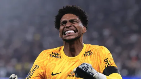 Corinthians perde para o Palmeiras e Fiel Torcida destaca Hugo Souza.