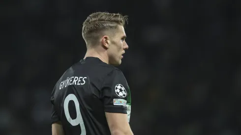 Com novas receitas após renovar com a Nike, o Atlético de Madrid prepara um mercado agressivo e já mira nomes como Gyökeres e Carreras para reforçar o elenco. (Foto de Carlos Rodrigues/Getty Images)