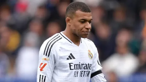 Mbappé é expulso em jogo do Real Madrid.