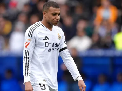 Federação espanhola anuncia punição de Mbappé por entrada violenta