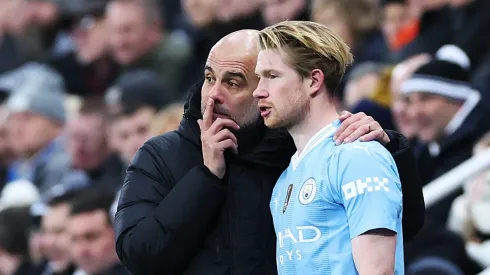 De Bruyne e Guardiola, Manchester City. (Photo by Alex Livesey/Getty Images)