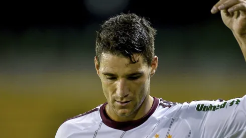 Thiago Neves acompanha rotina do Corinthians para ser diretor de futebol.