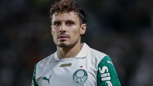 Flamengo já sabe quanto terá que pagar para tirar Raphael Veiga do Palmeiras. Foto: Rafael Vieira/AGIF
